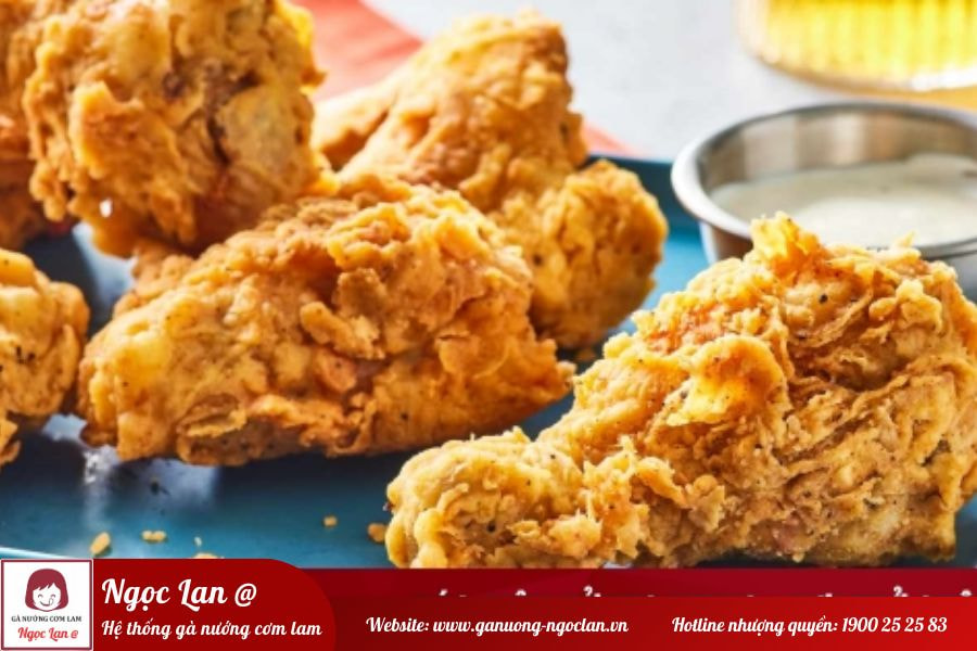 Cách chiên gà rán giòn rụp như KFC